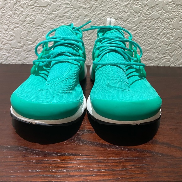 Nike Air Presto Women’s Emerald Green 6 - Picture 3 of 6
